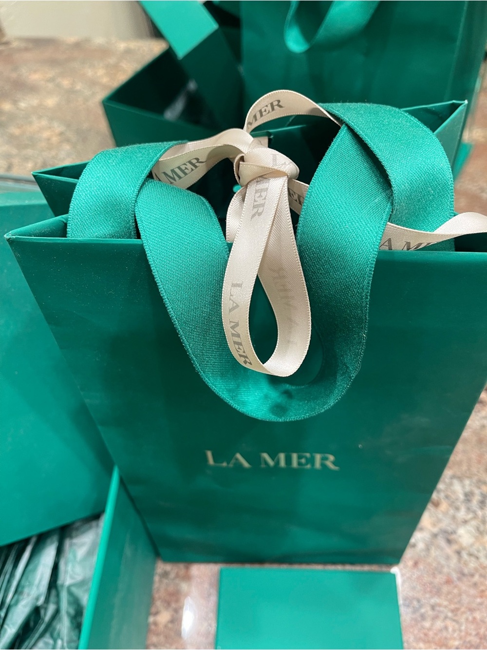 La Mer Green Gift Set *EMPTY BOXES & BAGS - Picture 5 of 9